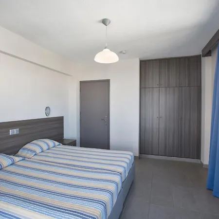 Appartamento Komfortable Mit Balkon Ayia Napa